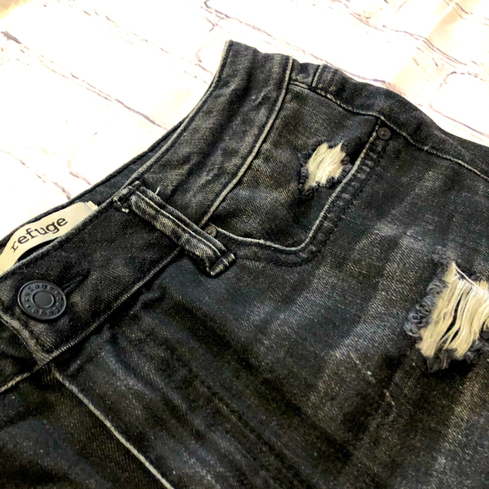 Distressed Black Denim Refuge Shorts size 6